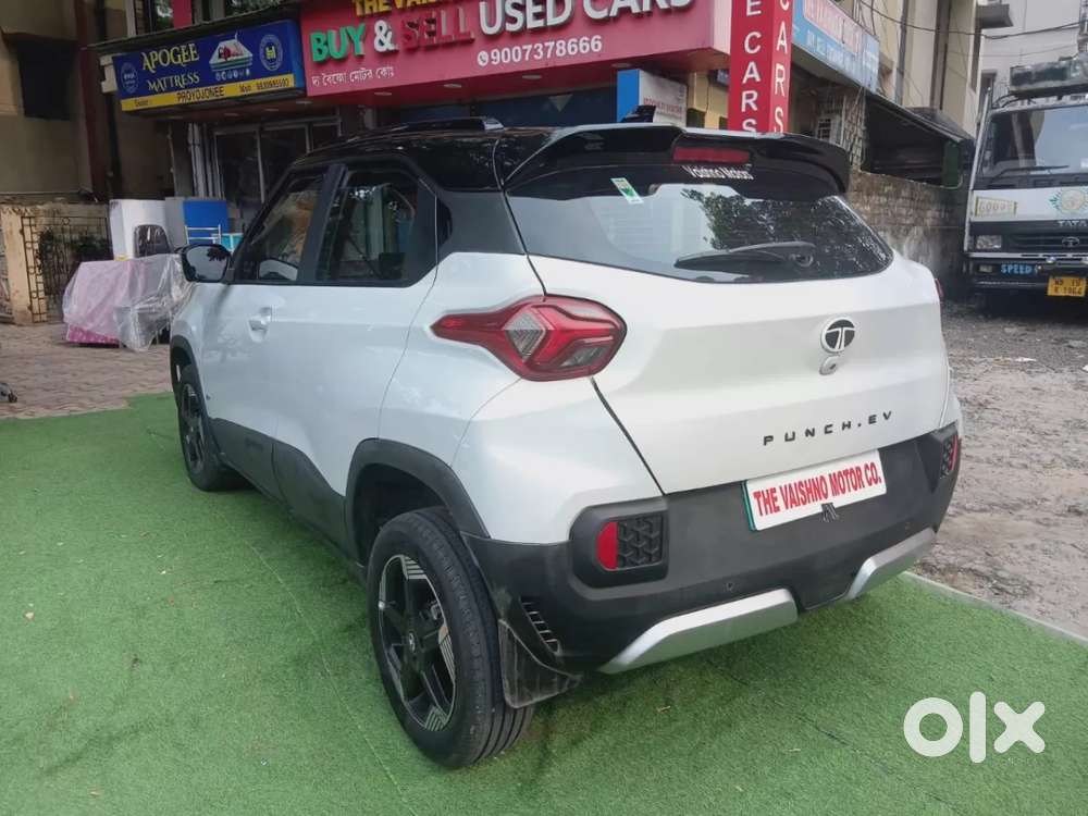Tata Punch Ev Empowered Plus Lr, 2024, Electric