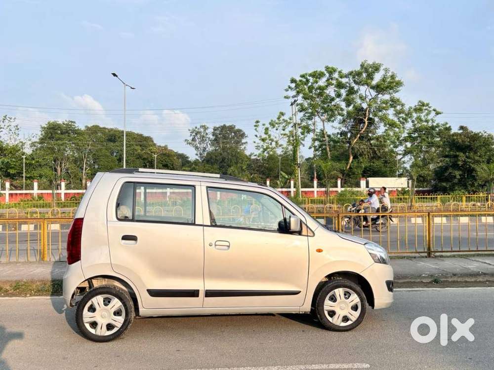 Maruti Suzuki Wagon R Vxi Optional, 2018, Petrol
