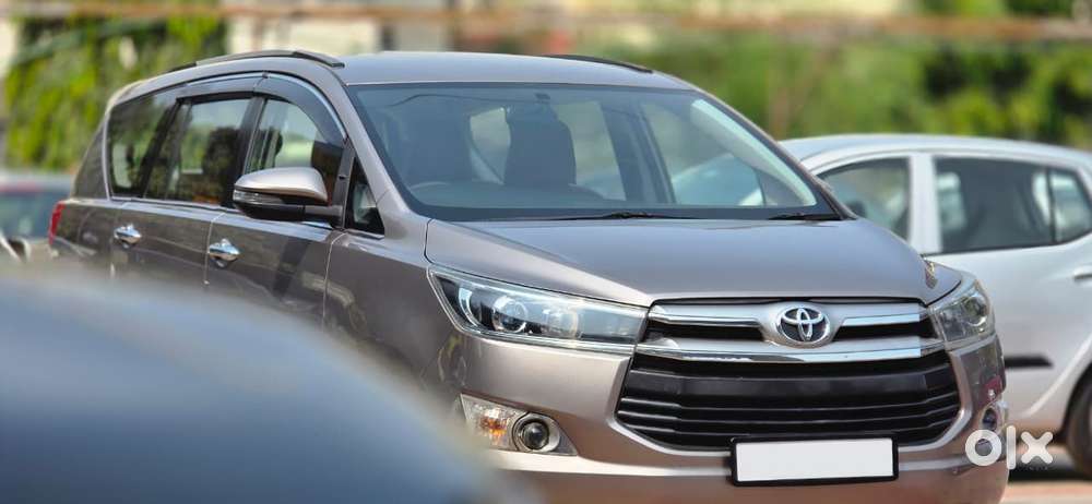 Toyota Innova Crysta 2.4 V, 2017, Diesel