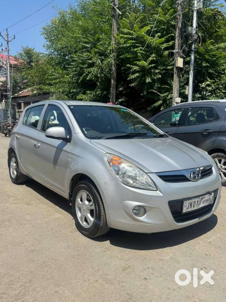 Hyundai I20 Petrol Asta Option, 2011, Petrol