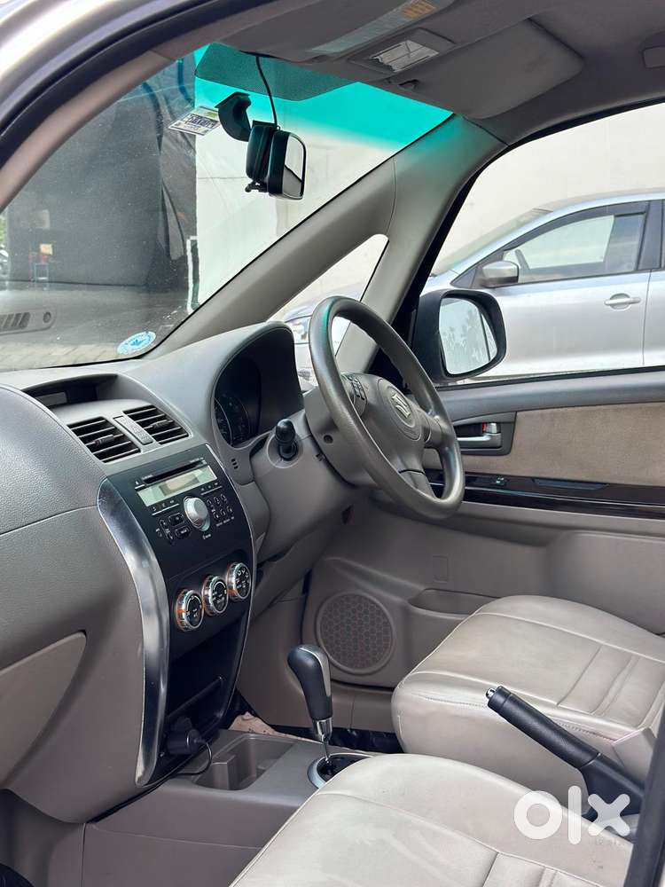 Maruti Suzuki Sx4 Zxi Automatic Bs-iv, 2010, Petrol
