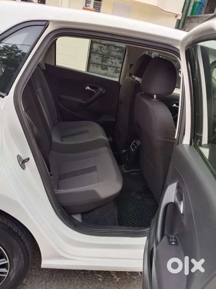 Volkswagen Polo Petrol Highline 1.2l, 2017, Petrol