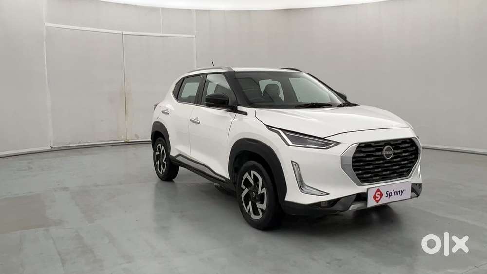 Nissan Magnite 1.0 Xv Premium, 2022, Petrol