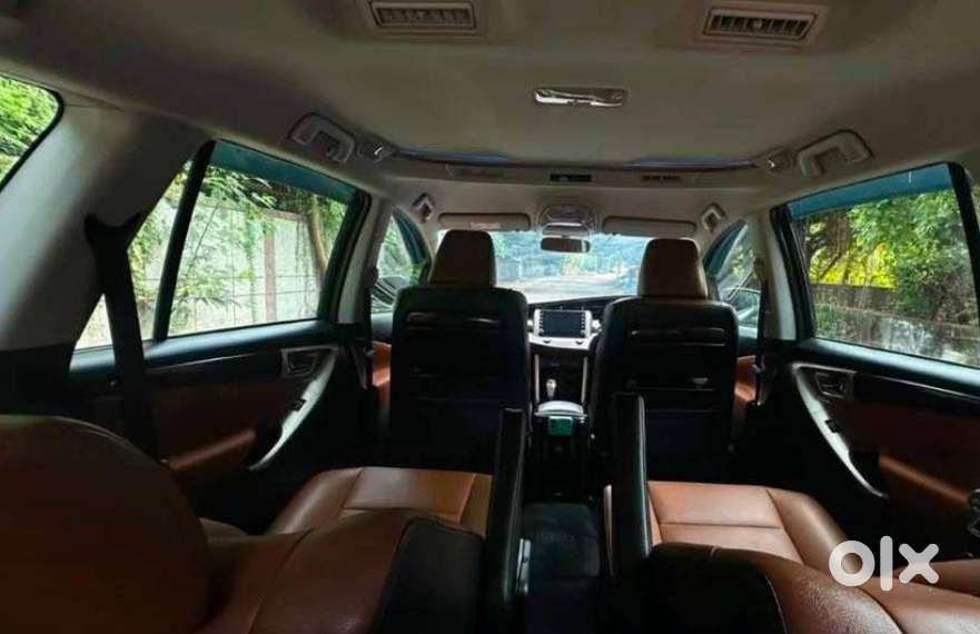 Toyota Innova Crysta 2.7 Zx At, 2022, Petrol