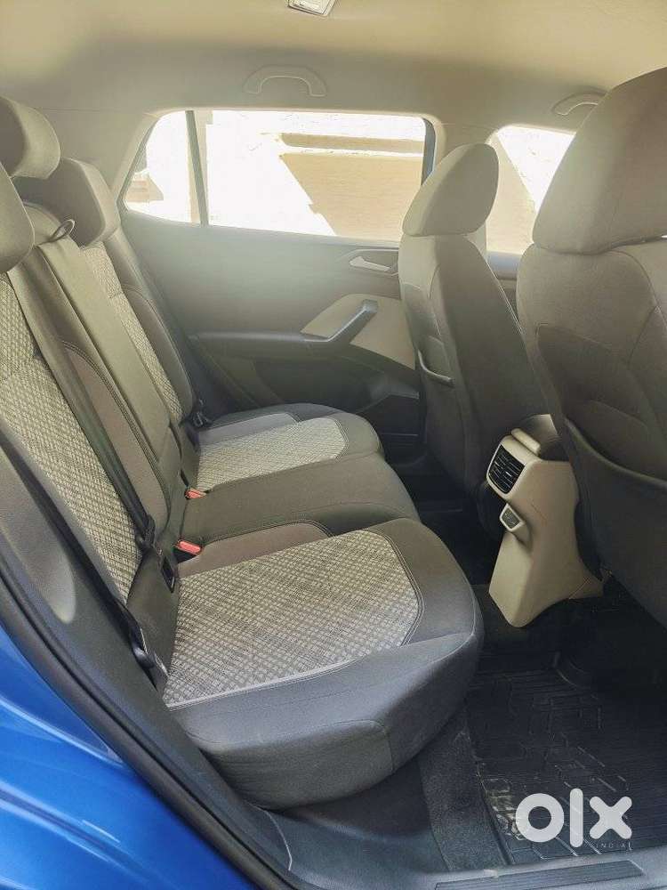 Volkswagen Taigun 1.0 Tsi Highline At, 2023, Petrol