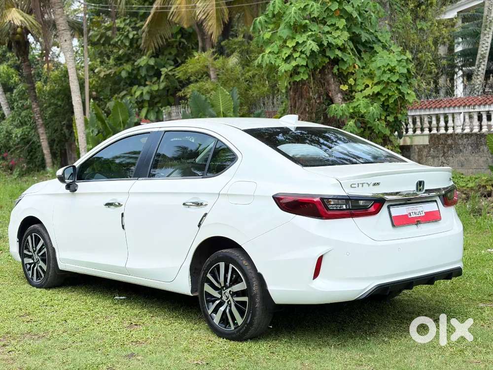 2022  Honda City Zx Hybrid
