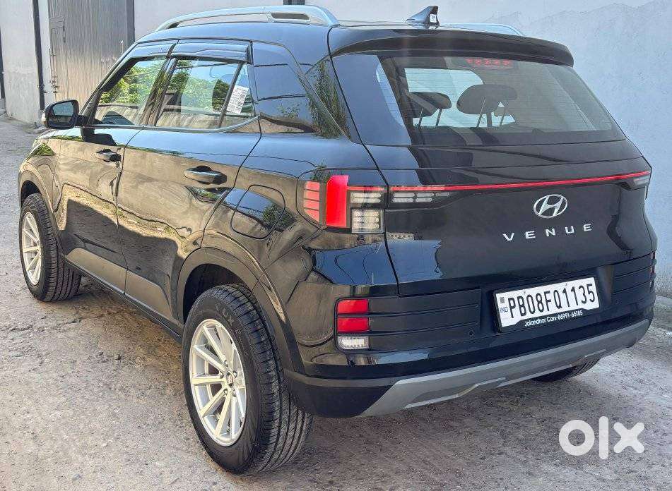 Hyundai Venue, 2025, Petrol