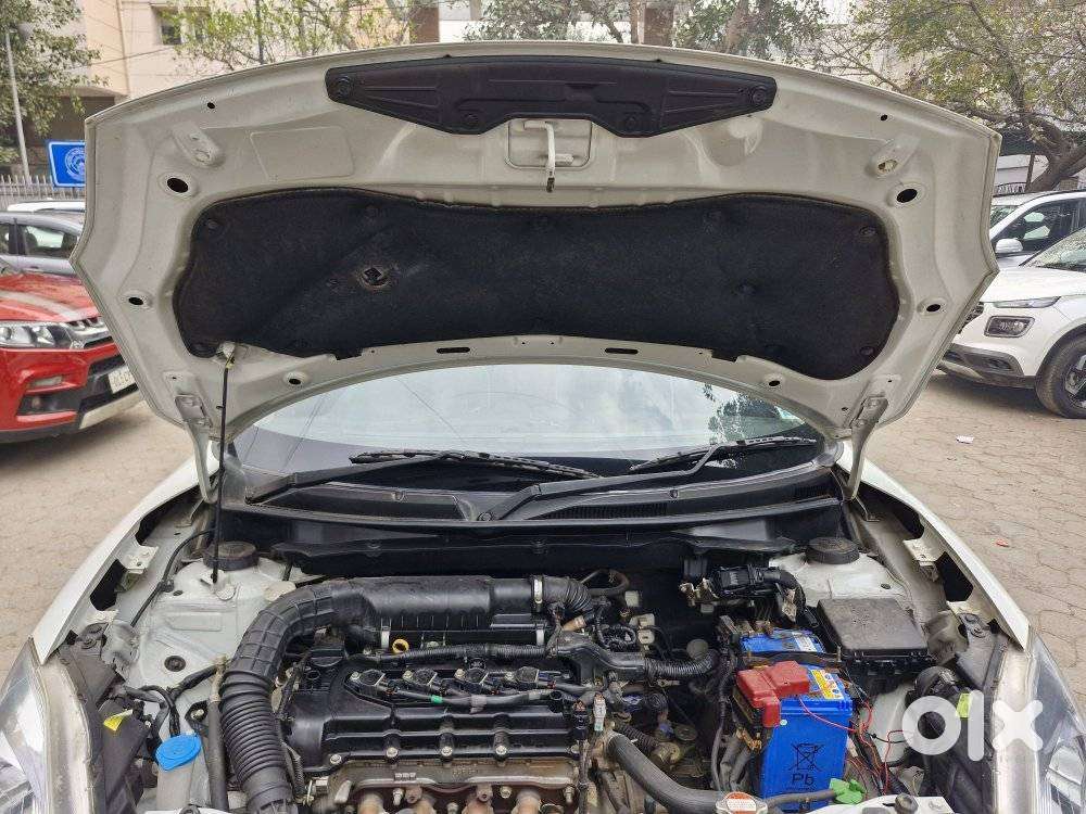 Maruti Suzuki Swift Lxi Optional-o, 2021, Petrol