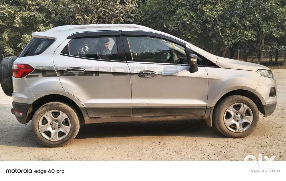 Ford Ecosport 2015 Petrol 70000 Km Driven