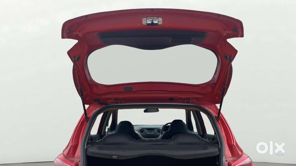 Hyundai Grand I10 Sportz 1.2 Kappa Vtvt, 2017, Petrol