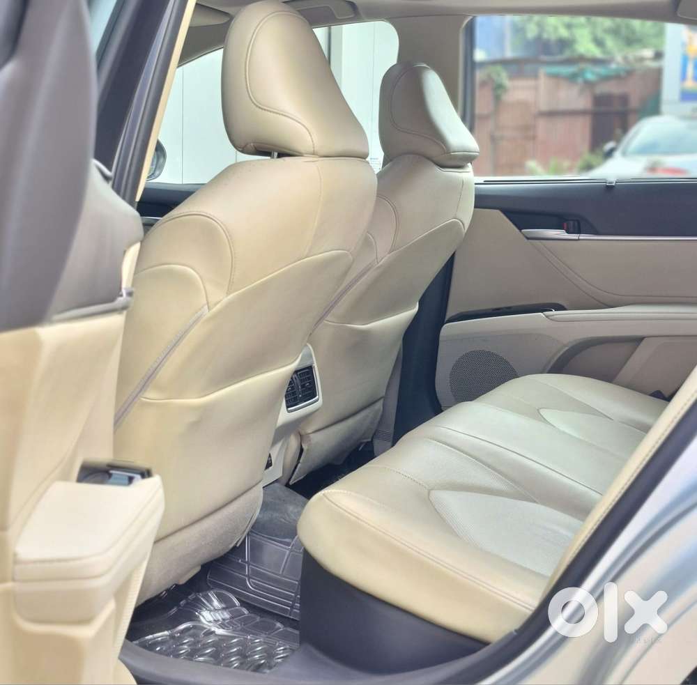 Toyota Camry Hybrid, 2020, Petrol