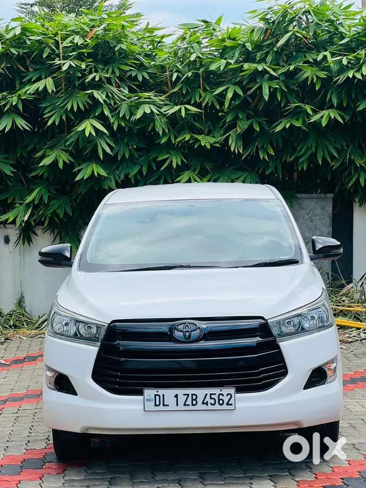 Toyota Innova Crysta 2017 Diesel Manual Model