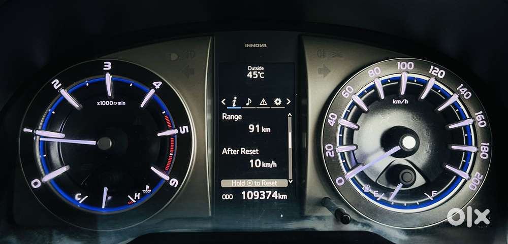 Toyota Innova Crysta 2.4 V 8 Str, 2023, Diesel