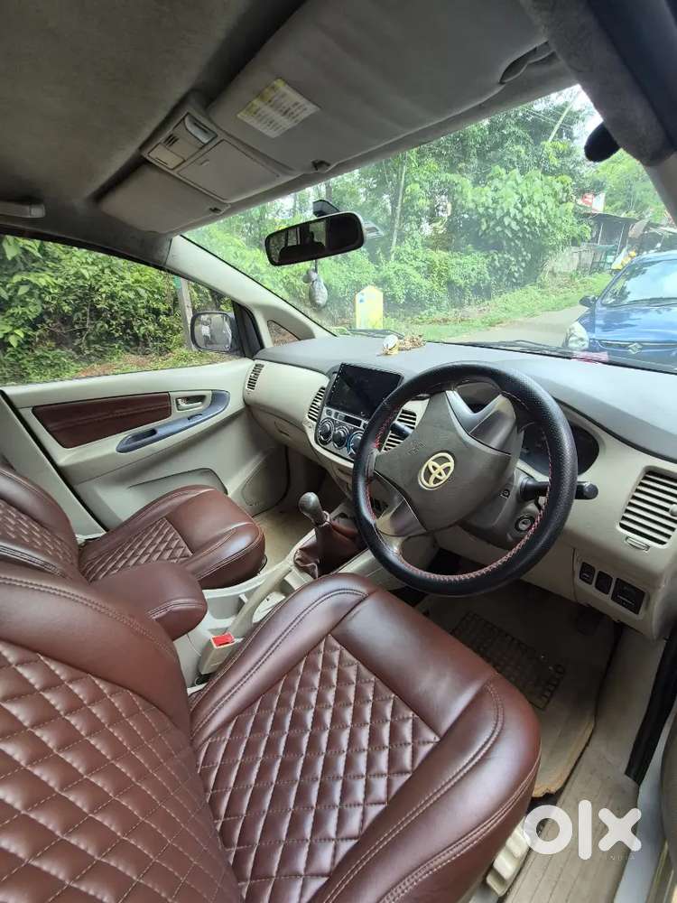 Toyota Innova 2.5 G4 2014