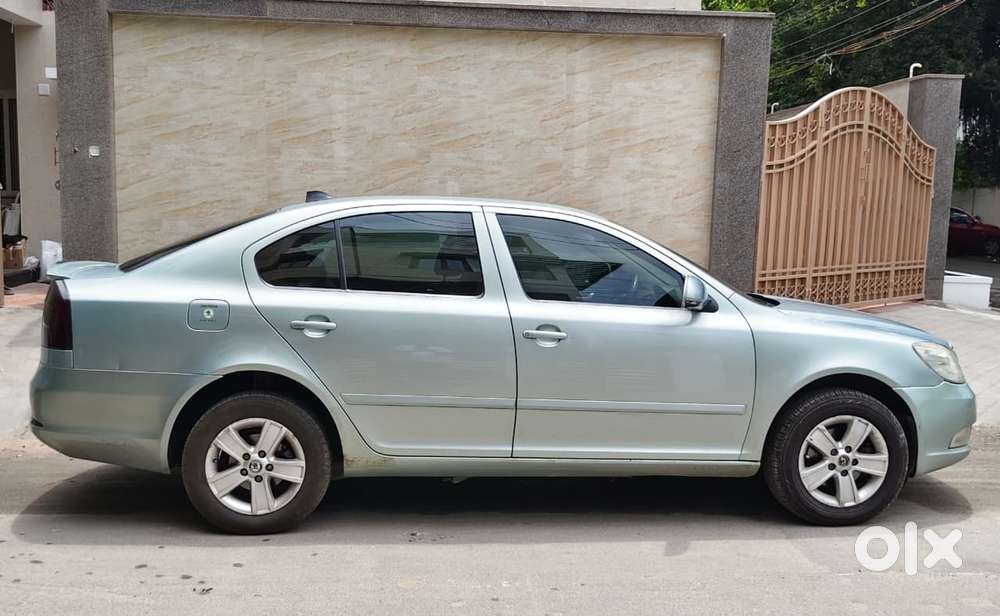 Skoda Laura Ambition 2.0 Tdi Cr At, 2009