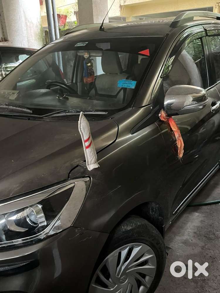 Maruti Suzuki Ertiga Vxi At Petrol, 2022, Cng & Hybrids
