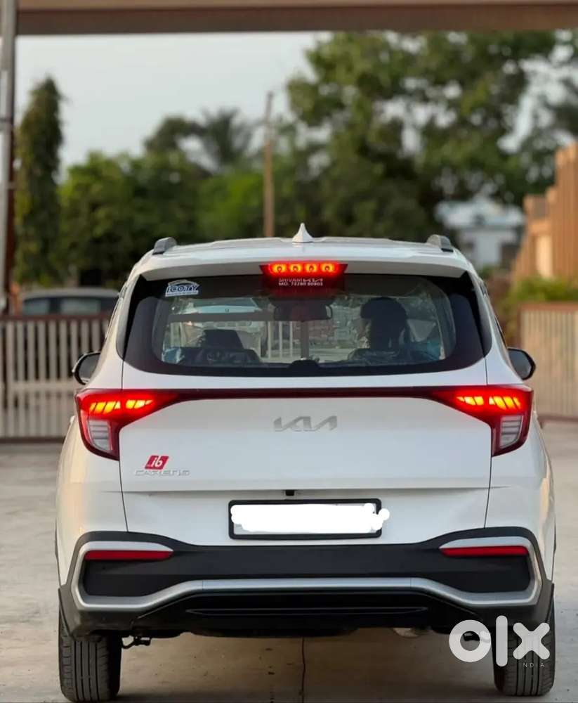 Kia Carens Prestige(o) 7 2024 Petrol Manual