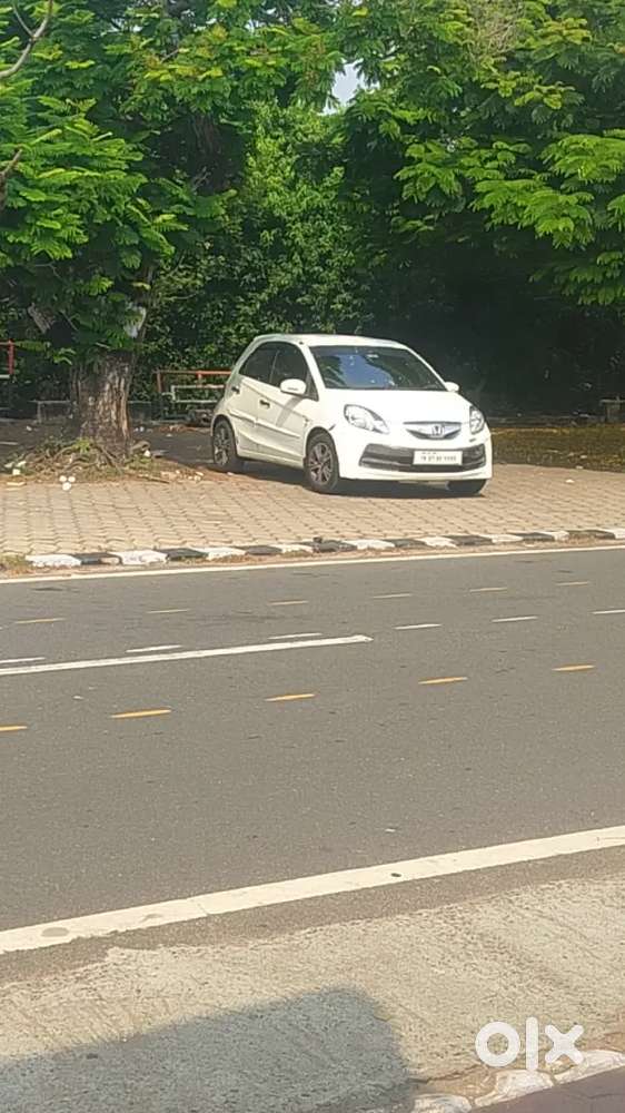 Honda Brio 2013 Petrol 93000 Km Driven