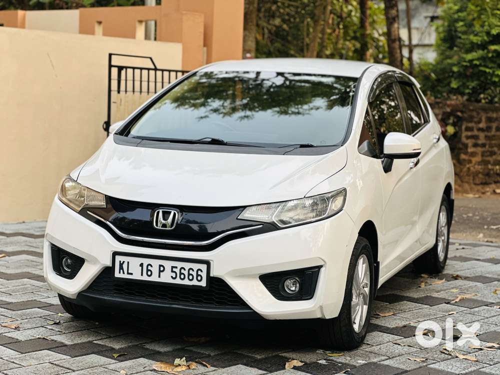 Honda Jazz V Mt Privilege, 2015, Petrol