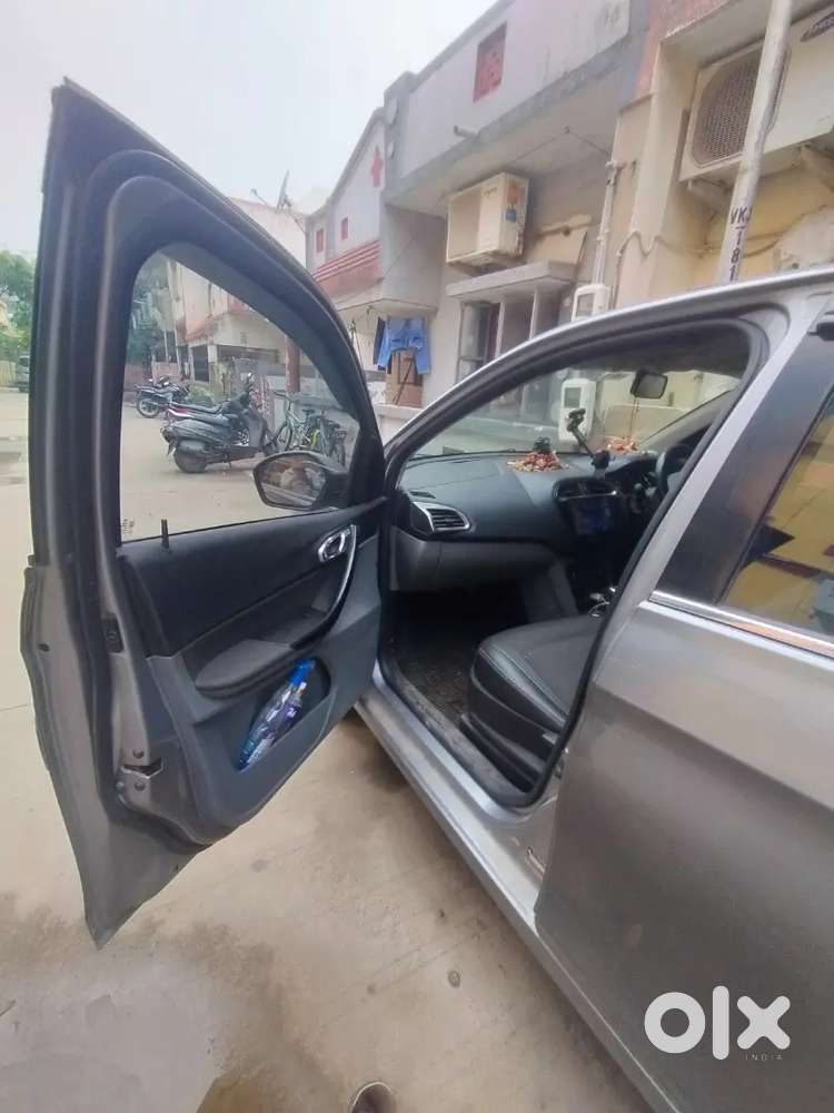 Kisi Problem Bus Bech Raha Hun Paise Ki Problem Hai
