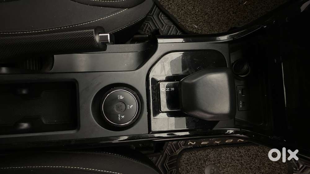 Tata Nexon Creative Plus S 1.2 Revotron Petrol 6 Mt, 2023, Petrol