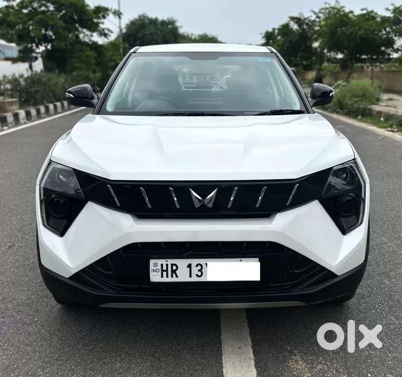 Mahindra Xuv 3xo, 2025, Petrol