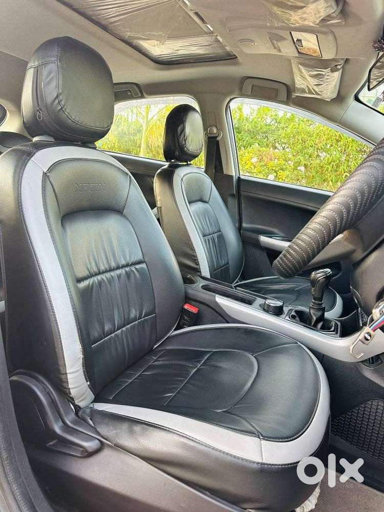 Tata Nexon 1.5 Revotorq Xm (s), 2023, Diesel