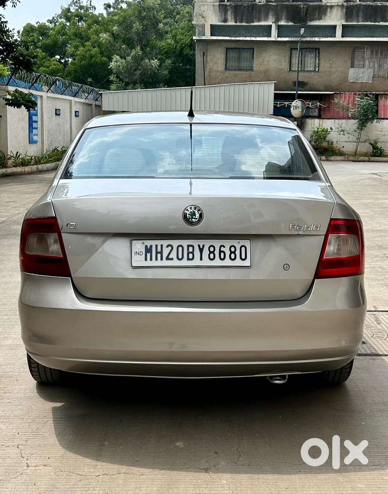 Skoda Rapid 1.6 Mpi Elegance, 2012, Diesel