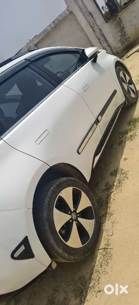 Mg Windsor Ev 2025 Electric Drive