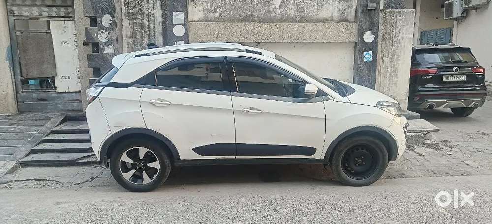 Tata Nexon 2018 Diesel 80000 Km Driven