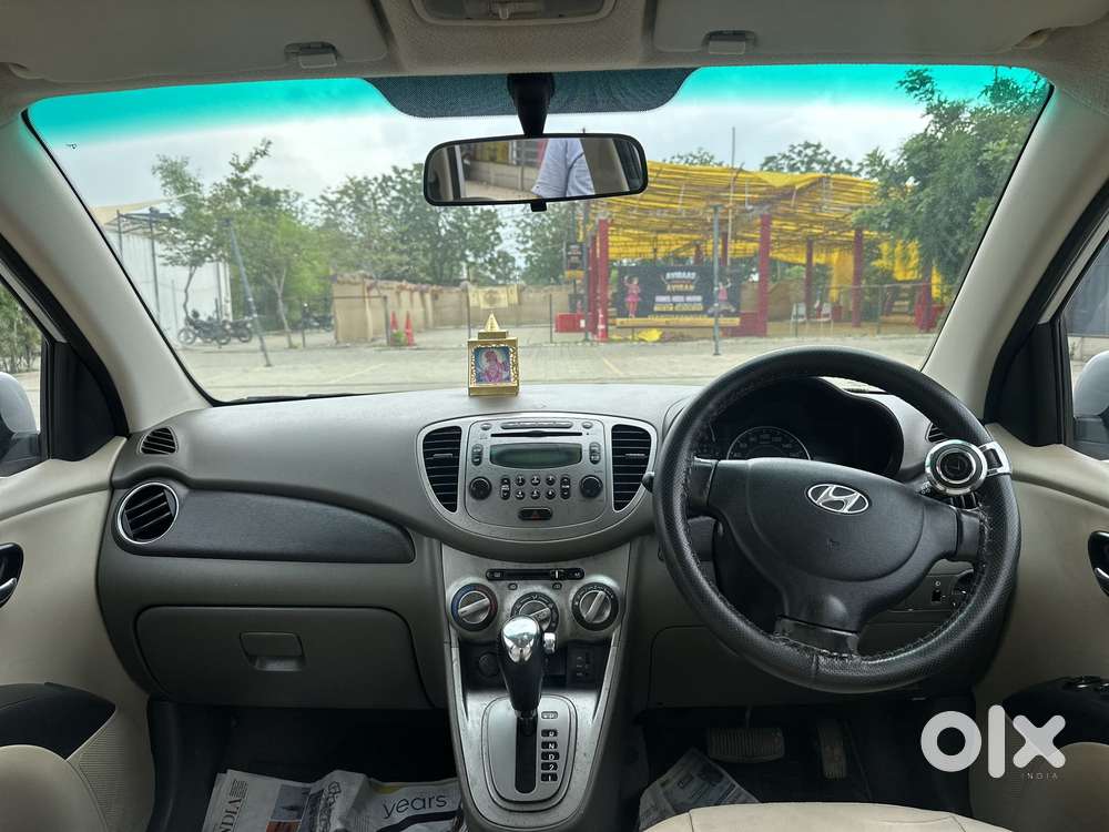 Hyundai I10 Sportz At, 2013, Petrol