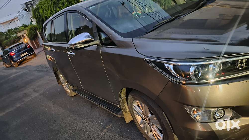 Toyota Innova Crysta 2.8z Automatic, 2019, Diesel