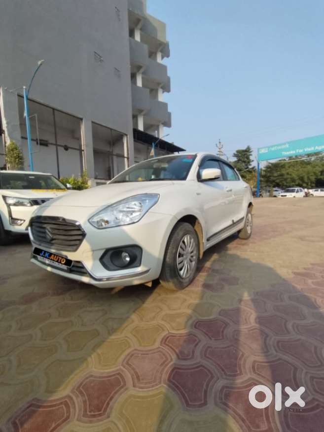 Maruti Suzuki Dzire 1.2 Vxi, 2018, Petrol