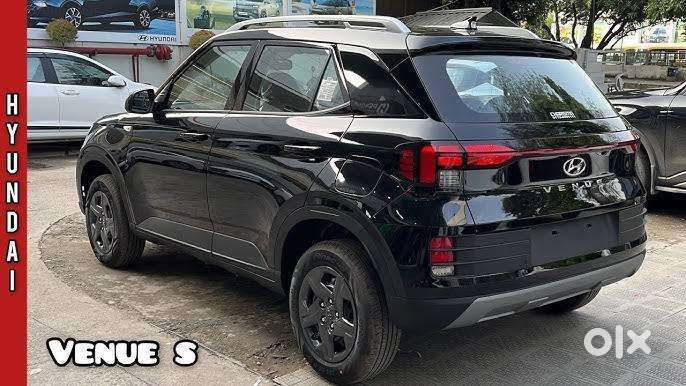 Hyundai New Venue 2025 Petrol Good Condition For Self Drive