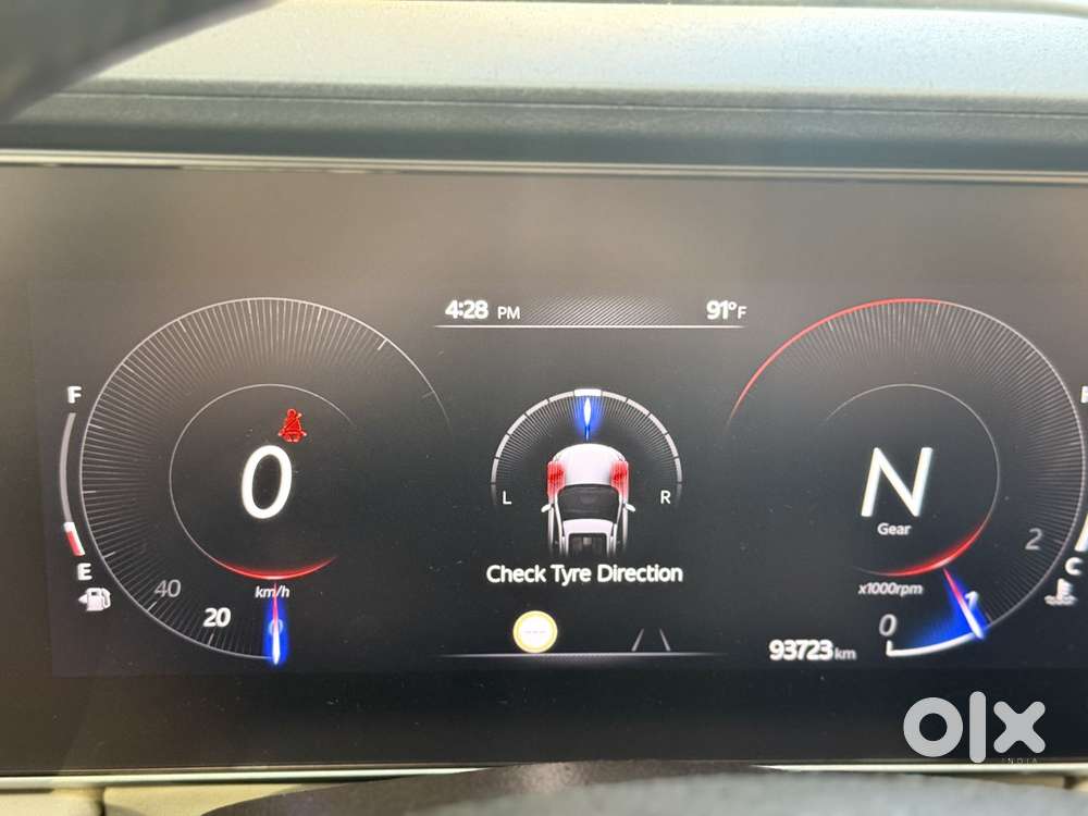 Mahindra Xuv700 2.2 Ax 7 Diesel At Str Awd, 2022, Diesel
