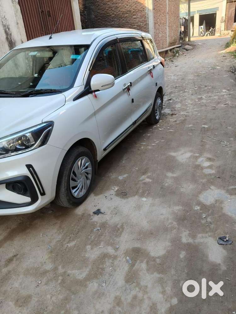 Maruti Suzuki Ertiga 2025 Petrol Well Maintained