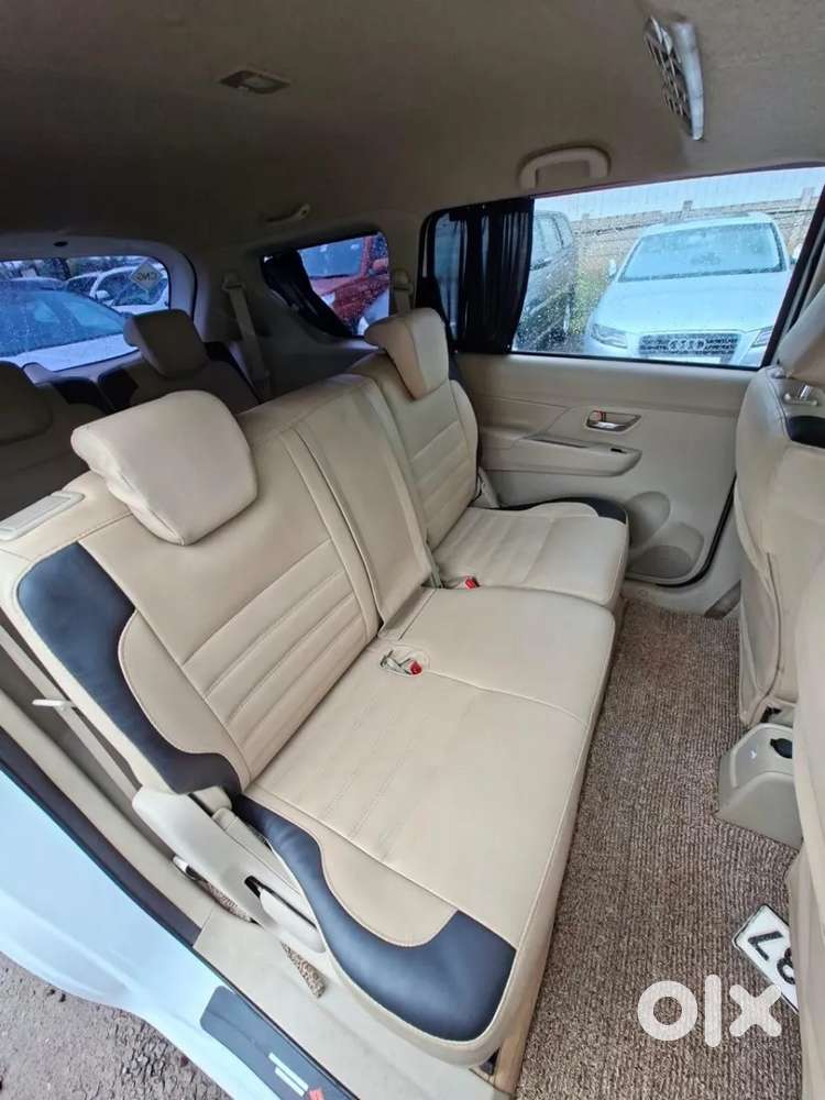 Maruti Suzuki Ertiga 1.5 Vxi, 2022, Petrol