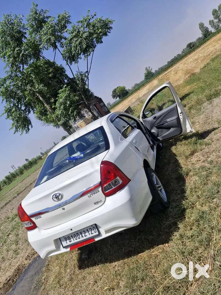 Toyota Etios 2012