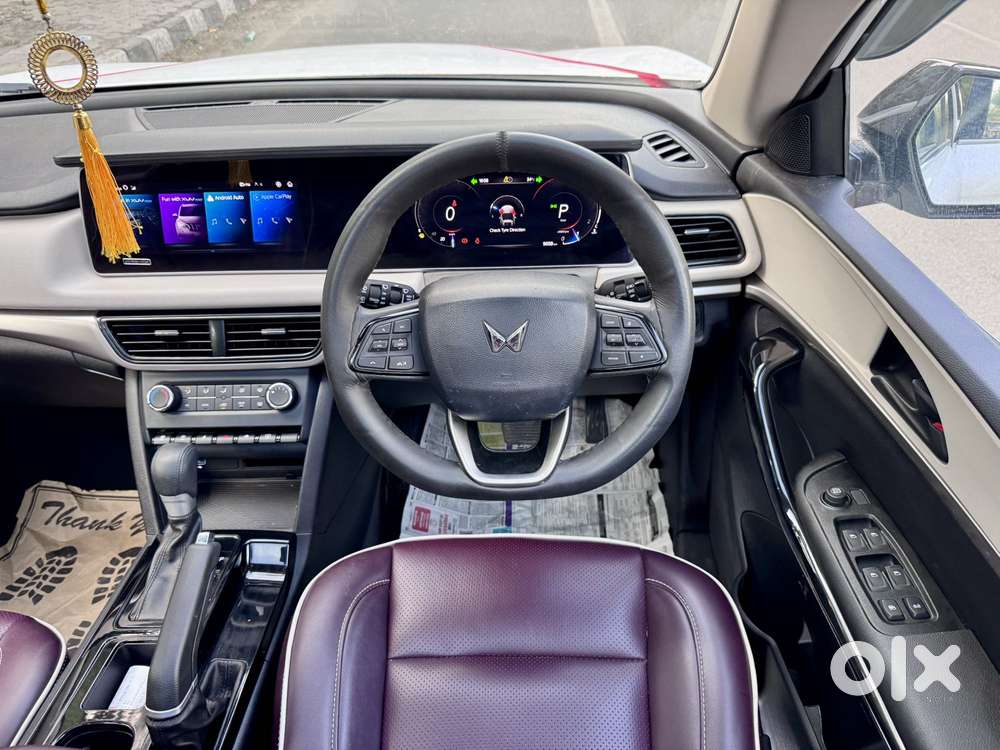 Mahindra Xuv700, 2025, Petrol