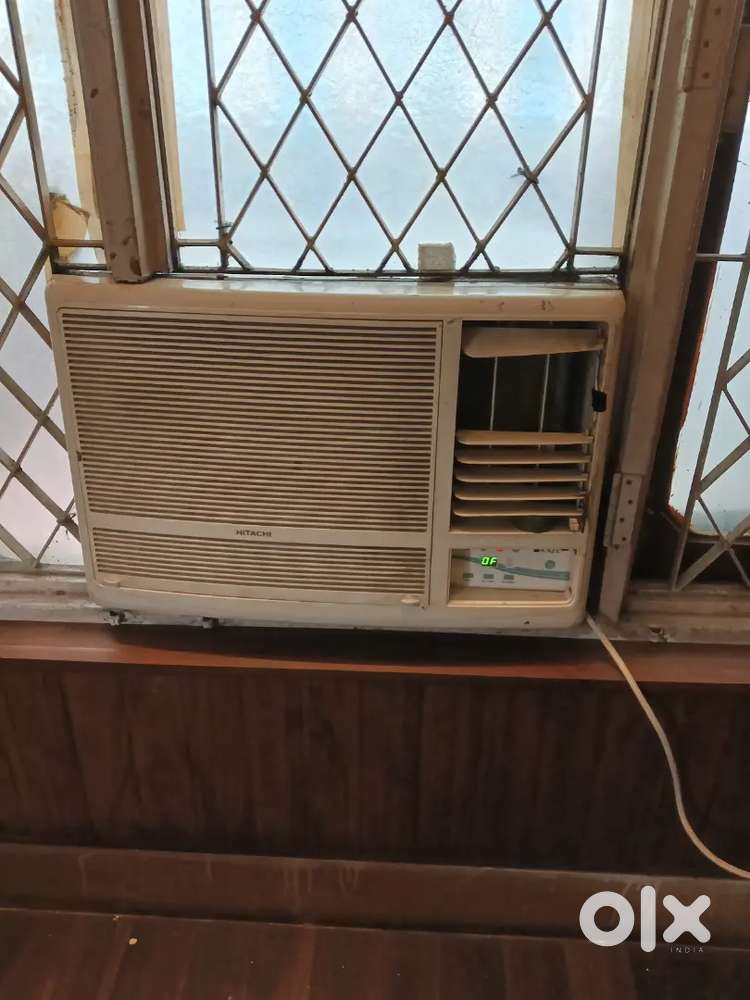 HITACHI WINDOW AC 1.5 TON