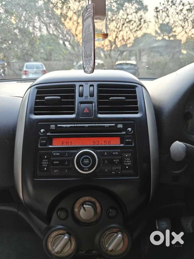 Renault Scala Rxe, 2013, Petrol