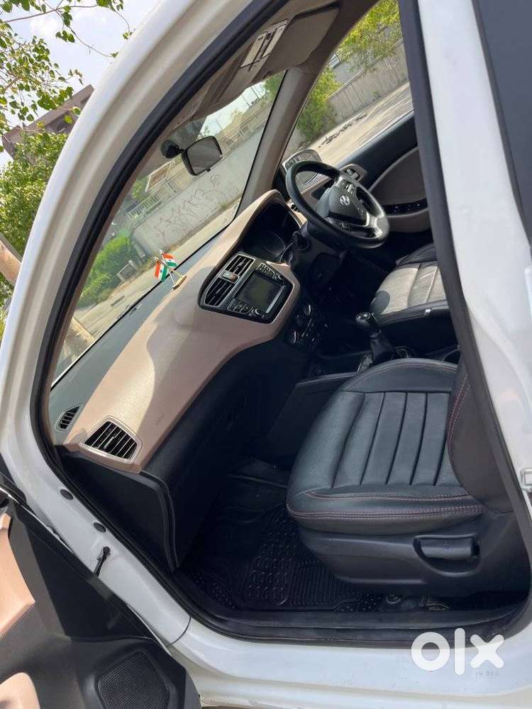 Hyundai Elite I20 1.2 Sportz Plus Vtvt, 2019, Petrol