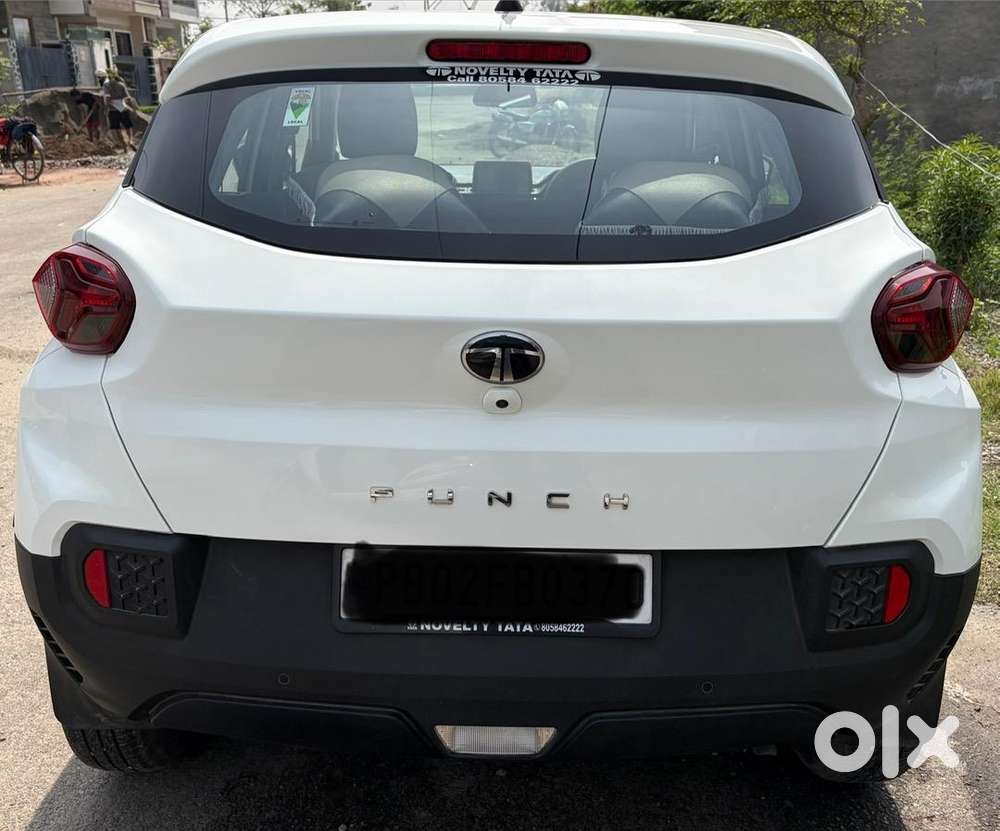 Tata Punch 2025 Petrol 10000 Km Driven