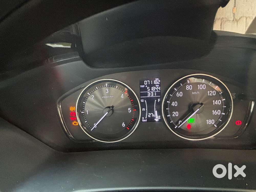 Top Model Amaze With Excellent Mileage