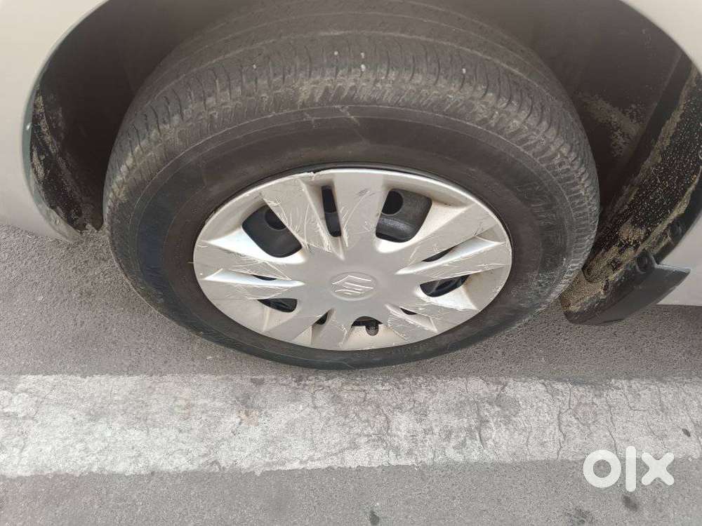 Maruti Suzuki Swift Dzire 1.2 Vxi Bsiv, 2013, Petrol