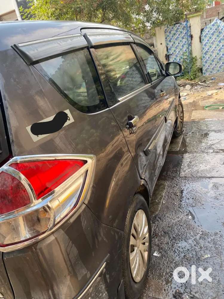 Maruti Suzuki Ertiga 2012