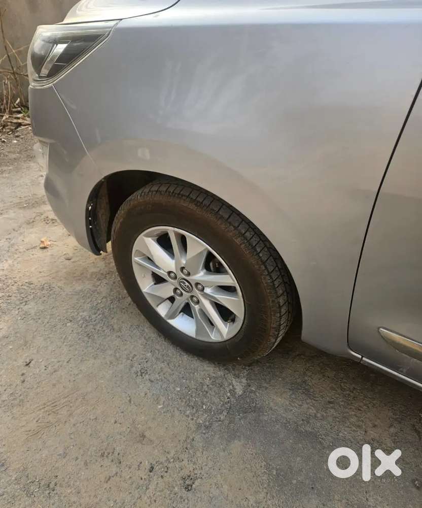 Toyota Innova Crysta 2017