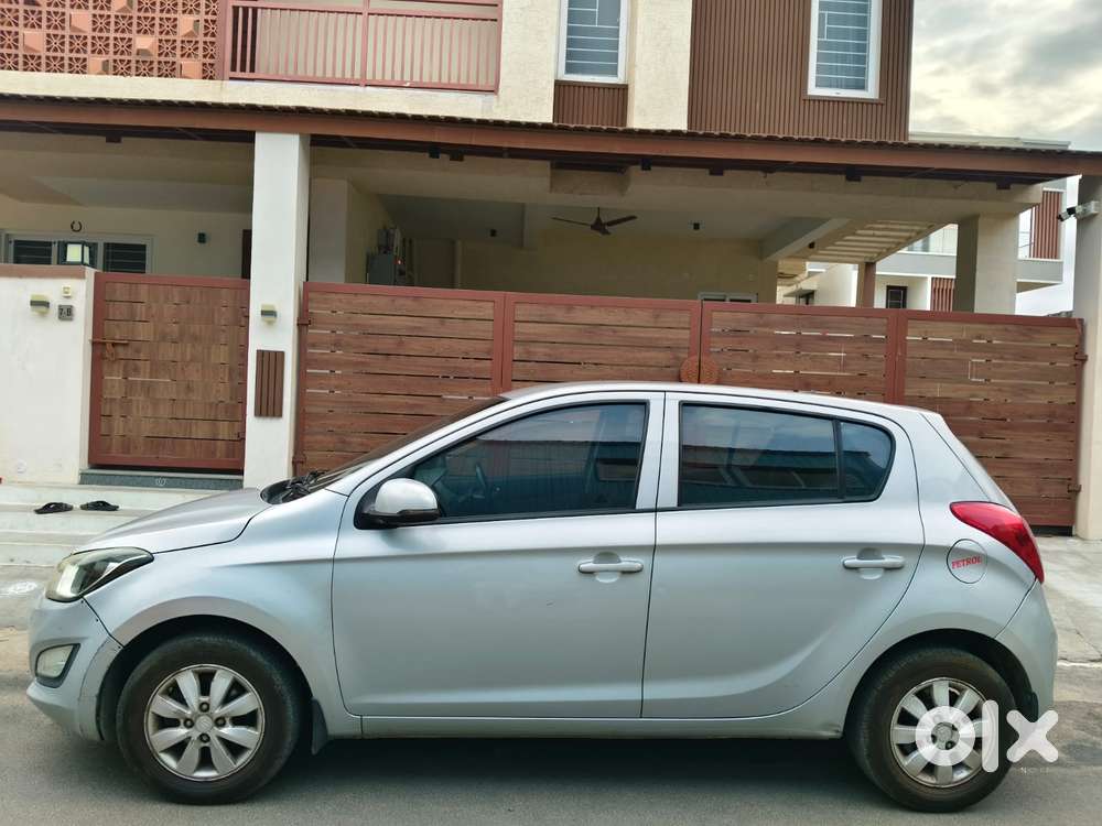 Hyundai I20 Sportz At 1.4, 2012, Petrol