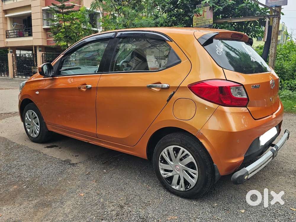 Tata Tiago 1.2 Revotron Xt, 2016, Petrol