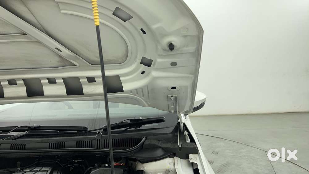 Skoda Slavia Style (non-sunroof), 2022, Petrol